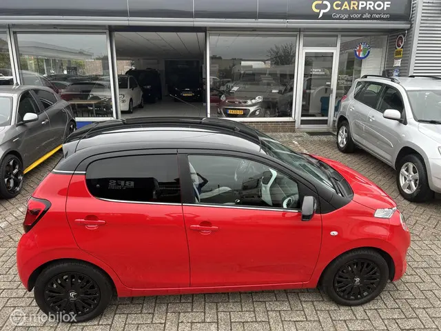 Citroën C1 1.0 VTi Feel Navigatie Carplay , 2020 Benzine 8