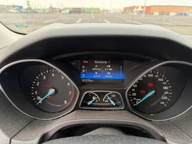 Ford Focus Wagon 1.0 Titanium EURO 6 2016 Benzine 14