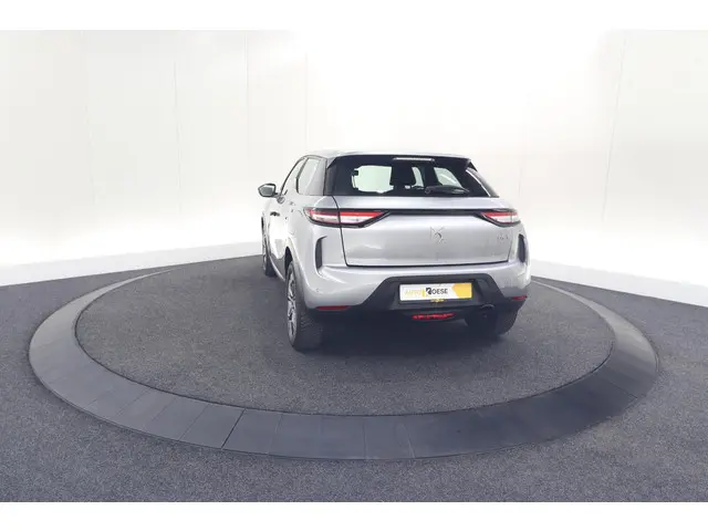 DS DS 3 Crossback PureTech 100 Montmartre 2022 Benzine 12