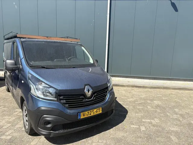 Renault Trafic 1.6 dCi T29 L2H1 Luxe 2017 Diesel 3