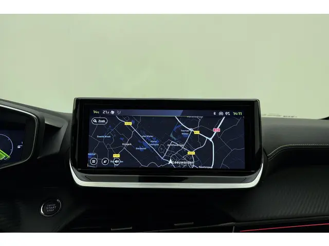 Peugeot 208 1.2 PureTech 100 GT 2024 Benzine 24