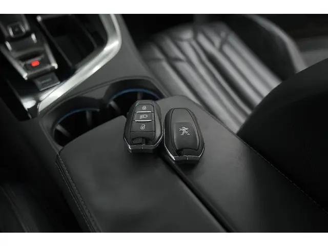 Peugeot 3008 PureTech 130 EAT6 Allure 2017 Benzine 16