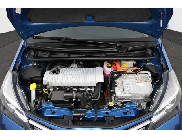 Toyota Yaris 1.5 Hybrid Lease 2015 Hybride Benzine 34