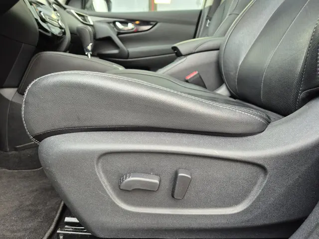 Nissan QASHQAI 1.2 Tekna 2015 Benzine 30