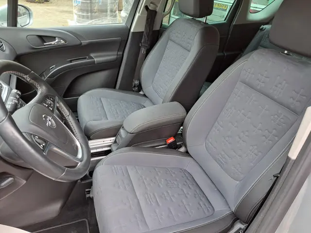 Opel Meriva 1.4 Turbo 2016 Benzine 17