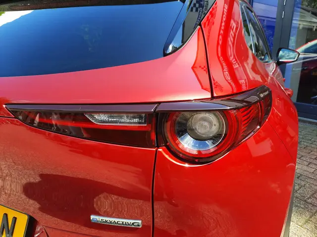 Mazda CX-30 2.0 e-SkyActiv M Hybrid 2021 Benzine 25