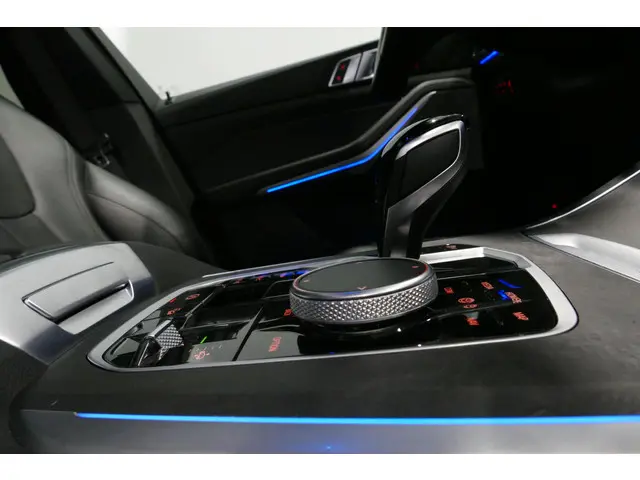 BMW X5 xDrive45e M Sport 2022 Hybride Benzine 30