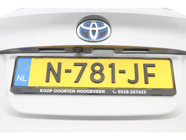 Toyota C-HR 1.8 Hybrid Active 2019 Hybride Benzine 11