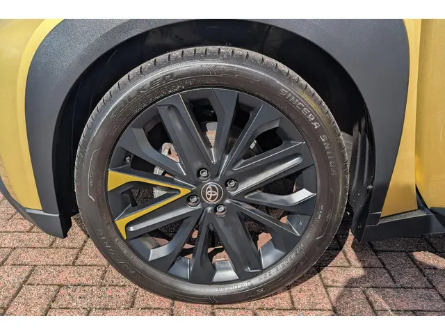 Toyota Aygo X 1.0 VVT-i MT Premium 2023 Benzine 4