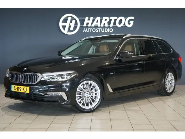 BMW 5 Serie Touring 530i xDrive Executive 2017 Benzine