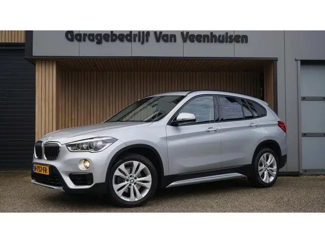 BMW X1 sDrive18i 140pk High Executive 2019 Benzine