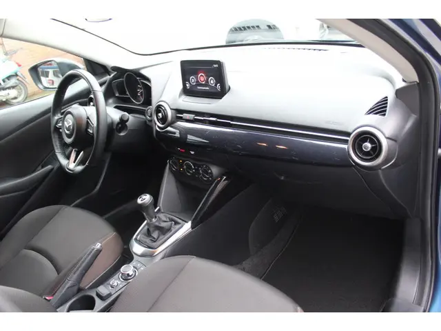 Mazda 2 1.5 Skyact-G Style Select 2020 Benzine 13