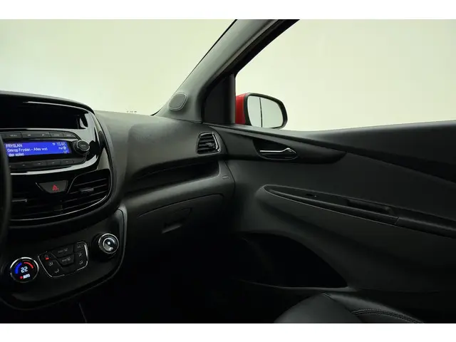 Opel KARL 1.0 ecoFLEX Innovation 2017 Benzine 22