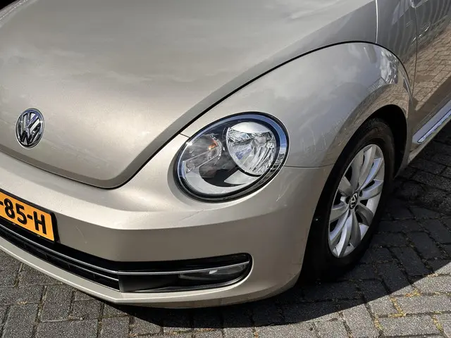 Volkswagen Beetle 1.2 TSI Design 2013 Benzine 24