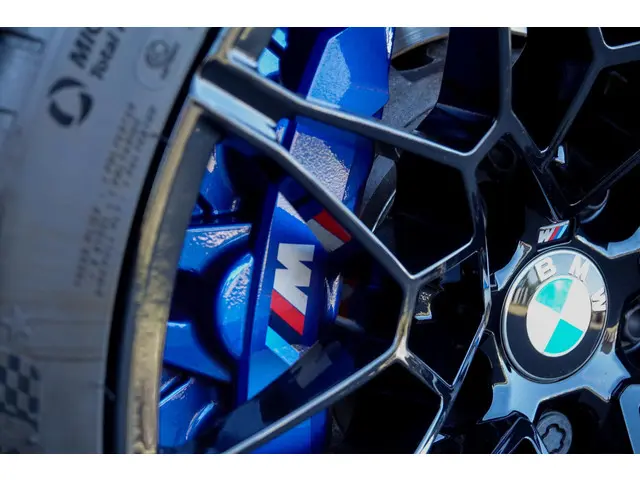 BMW M3 Touring xDrive Competition 2024 Benzine 22