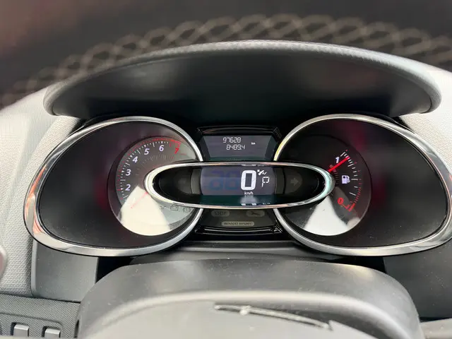 Renault Clio Estate 1.2 GT Automaat 2014 Benzine 25