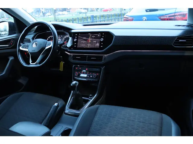 Volkswagen T-Cross 1.0 TSI STYLE 2019 Benzine 6