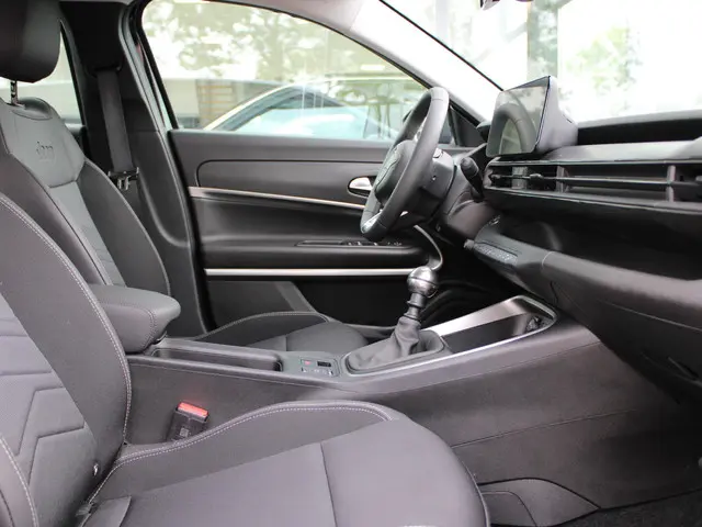 Jeep Avenger 1.2 Altitude 2024 Benzine 8