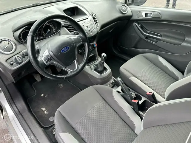 Ford Fiesta 1.5 TDCi Topstaat 2015 Diesel 12