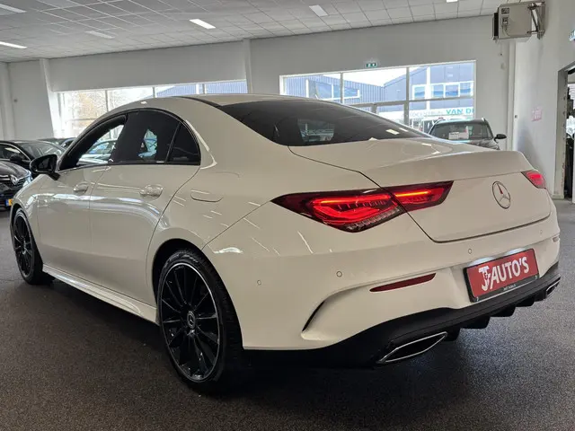 Mercedes-Benz CLA 3