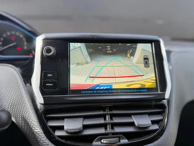 Peugeot 2008 1.2 PureTech Allure 2018 Benzine 49
