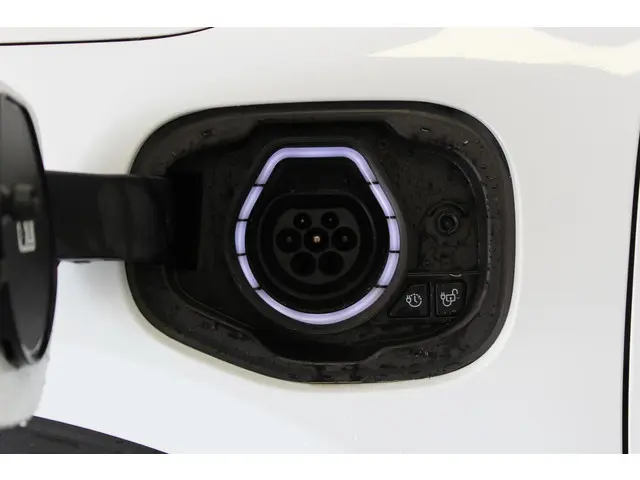 Ford Kuga 2.5 PHEV ST-Line X 2023 Hybride Benzine 5