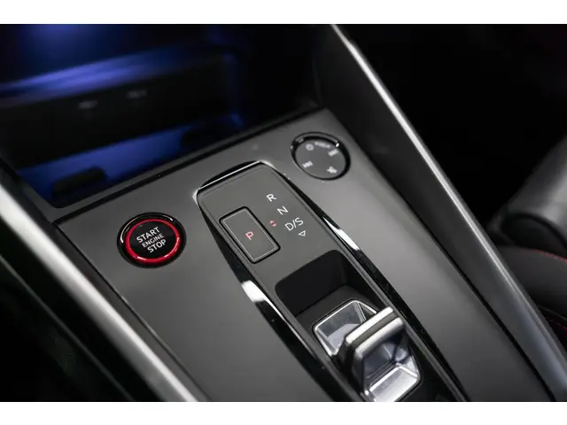 Audi RS3 2.5 TFSI quattro HUD Pano B&O PPF 2022 Benzine 36