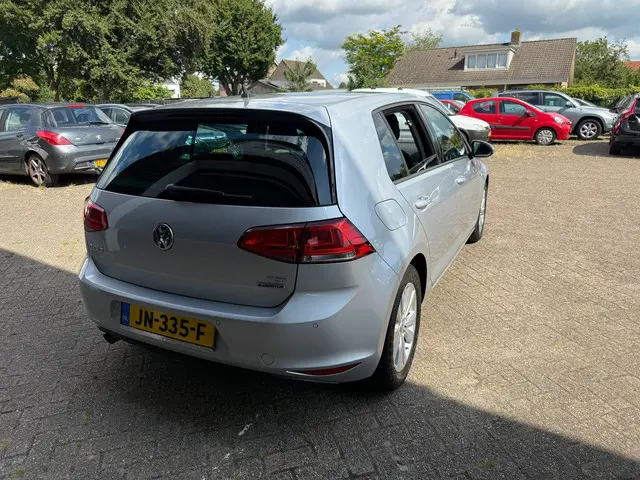 Volkswagen Golf 1.0 TSI Connected Series 2016 Benzine 4