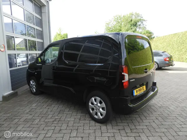 Opel Combo 1.6D L1H1 Innovation 2018 Diesel 9