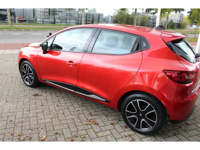 Renault Clio 0.9 TCe Expression 2016 Benzine 8