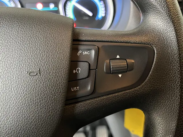 Opel Vivaro-e L3H1 Edition 75 kWh 2023 Elektrisch 26