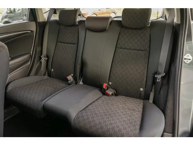 Honda Jazz 1.3i VTEC COMFORT 2018 Benzine 9