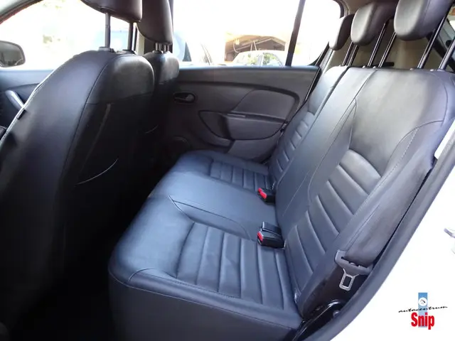 Dacia Sandero Stepway 0.9 TCe Lauréate 2014 Benzine 14