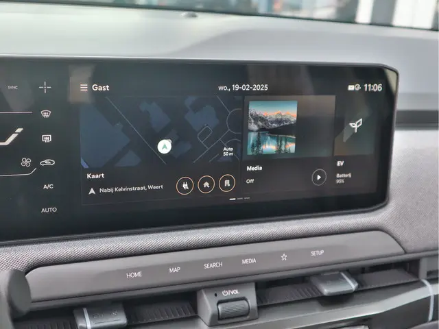 Kia EV3 Plus 81.4 kWh Snel leverbaar! 2025 Elektrisch 17