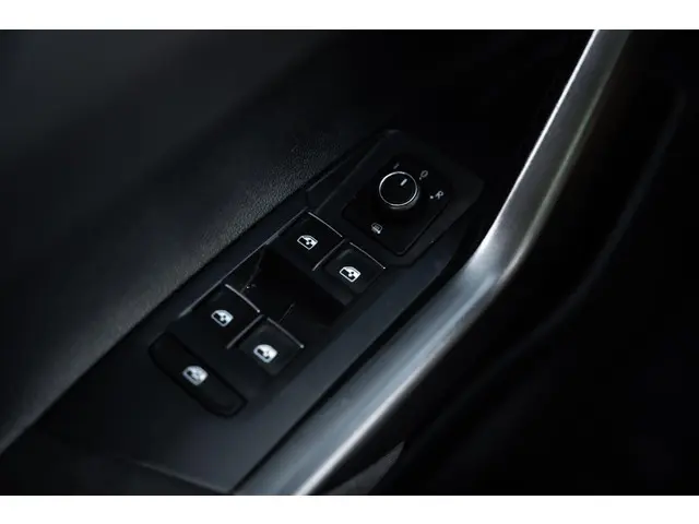Volkswagen Polo 1.0 TSI Highline 2018 Benzine 34