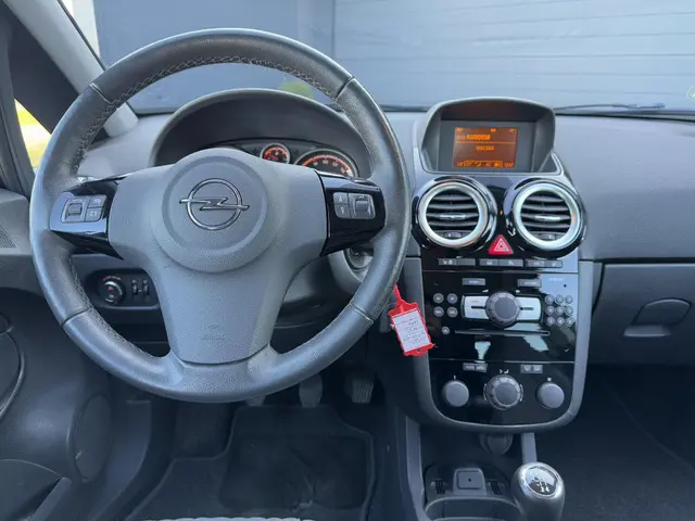 Opel Corsa 1.2 EcoFlex Cosmo LPG 2014 LPG/Gas 3