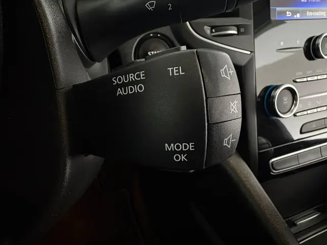 Renault Talisman Estate 1.3 TCe Limited 2020 Benzine 21