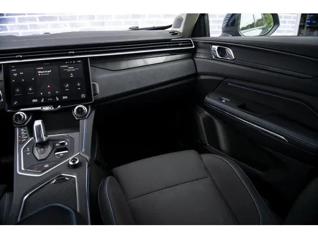 Lynk & Co 01 1.5 2021 Hybride Benzine 26