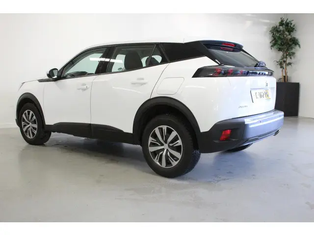 Peugeot 2008 1.5 BlueHDi Blue Lease Active 2021 Diesel 7