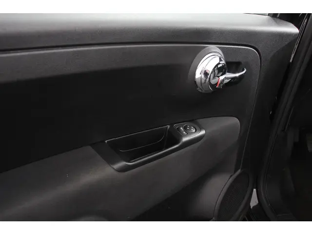 Fiat 500C 1.0 Hybrid Lounge Plus 2020 Benzine 11