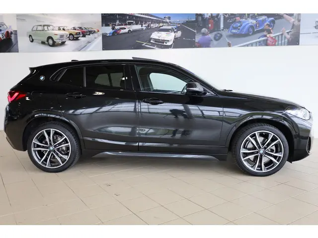 BMW X2 xDrive25e 2021 Hybride Benzine 3