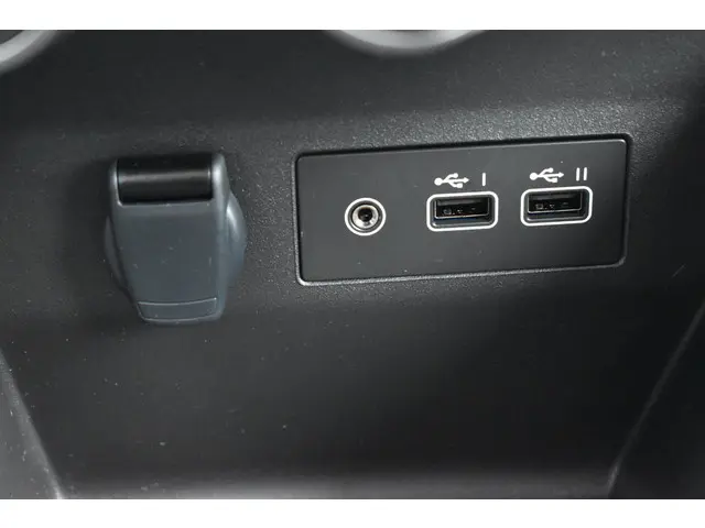 Renault Clio TCe 90 GPF evolution 2024 Benzine 25