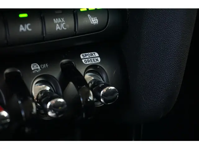 MINI 3-Deurs Cooper C 2022 Benzine 16