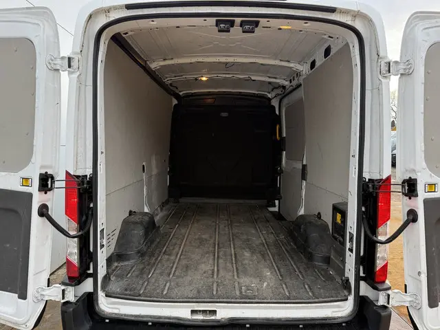 Ford E-Transit 89kWh 2023 Elektrisch 12