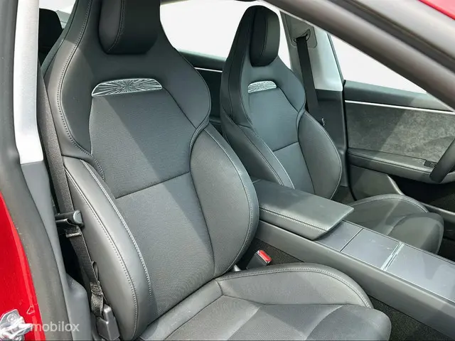 Tesla Model 3 Performance (Nieuw) 2025 Elektrisch 10