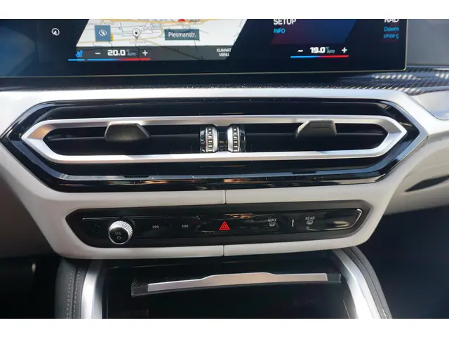 BMW M3 Touring 2024 Benzine 31