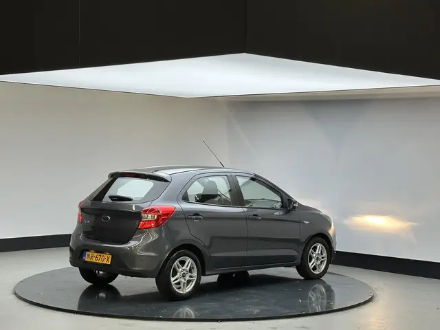 Ford Ka Ka+ 1.2 Trend Ultimate 2017 Benzine 16