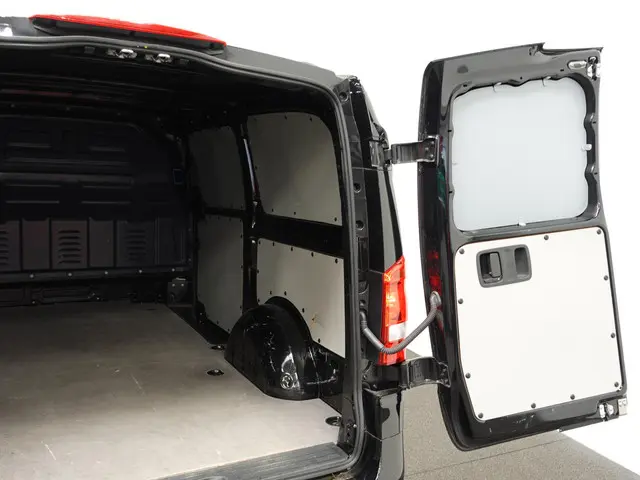 Mercedes-Benz Vito 114 CDI Lang 2024 Diesel 35