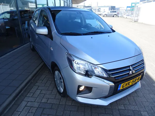 Mitsubishi Space Star 1.2 Cool+ Edition 2021 Benzine 8