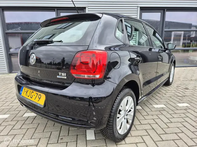 Volkswagen Polo 1.2 TSI BlueMotion Edition+ 2013 Benzine 4